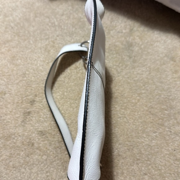 Banana Republic White Leather Shoulder Bag - Picture 6 of 9